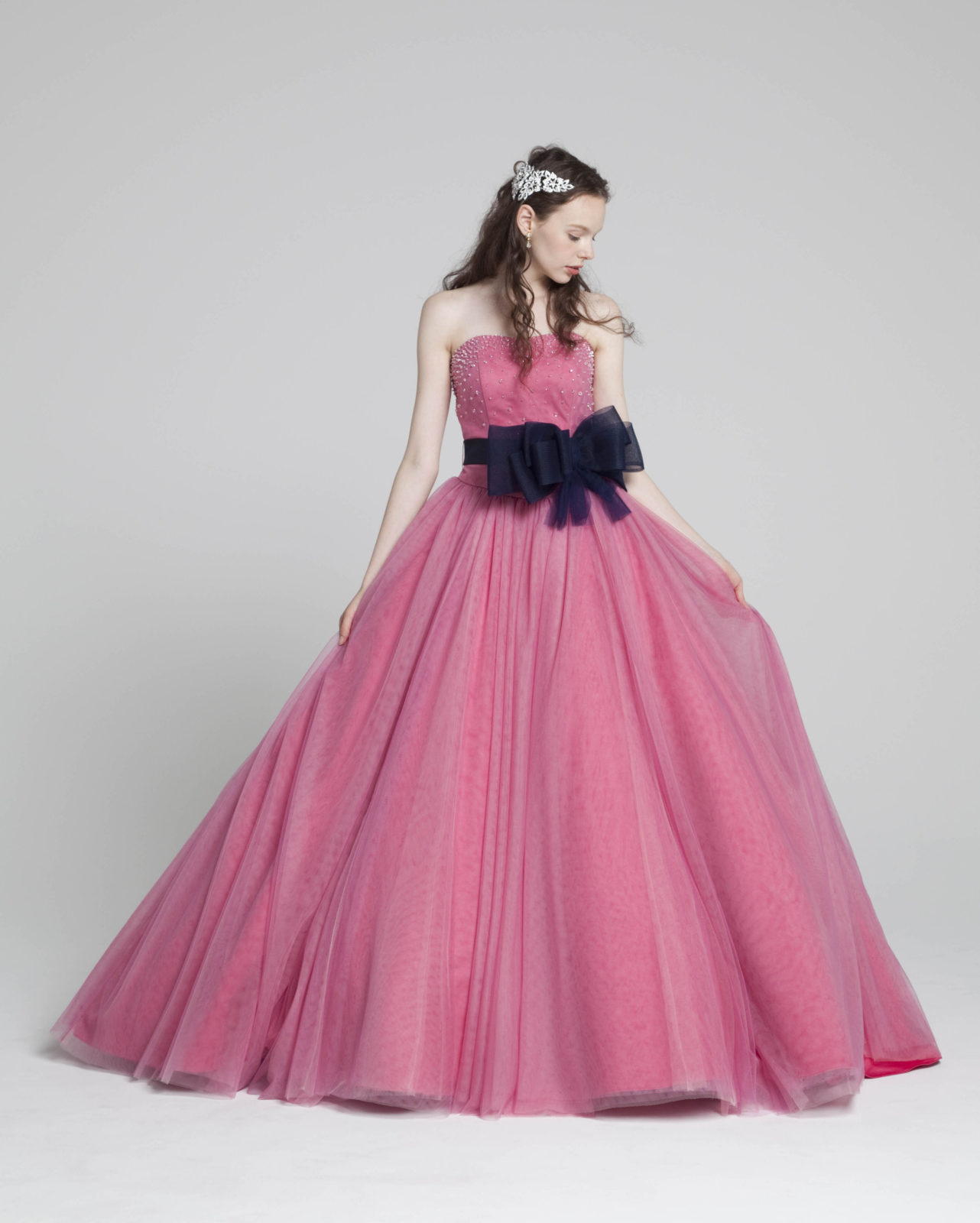 ローズピンクカラードレス